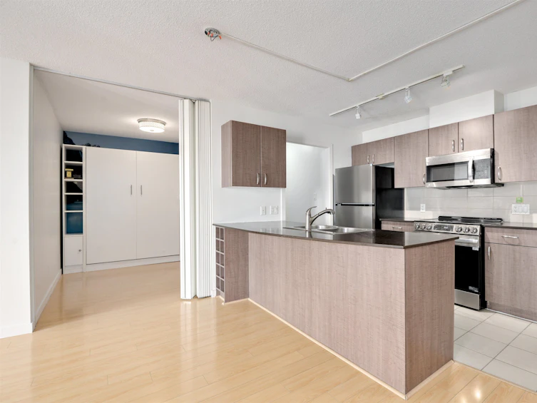 2604-610 Granville Street, Vancouver, BC, V6C 3T3 - 9
