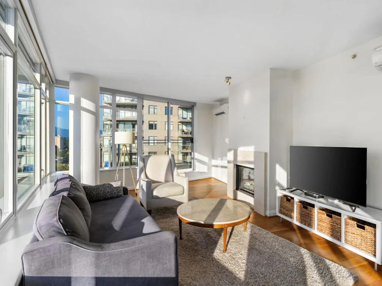 PH5-892 Carnarvon Street, New Westminster, BC, V3M 0C3 - 17