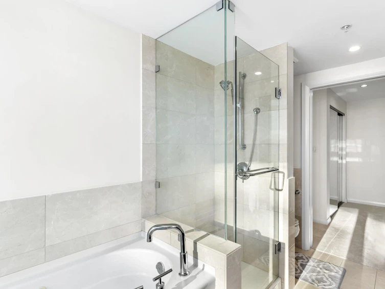 PH5-892 Carnarvon Street, New Westminster, BC, V3M 0C3 - 25