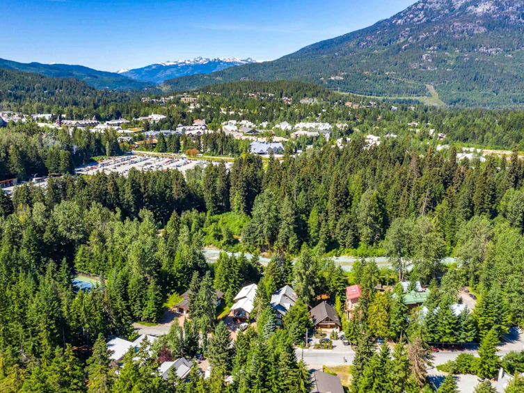 7313 Fitzsimmons Road South, Whistler, BC, V8E 0E5 - 30