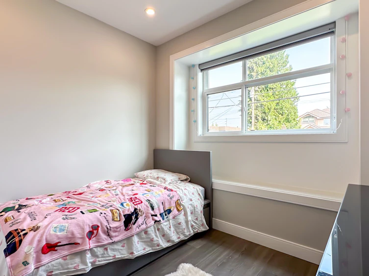 7377 11th Avenue, Burnaby, BC, V3N 2N2 - 29