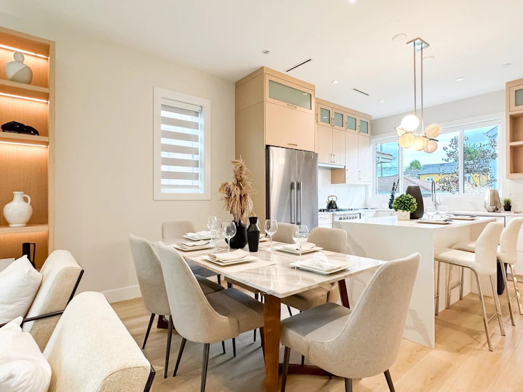 2342 East 40th Avenue, Vancouver, BC, V5R 2V7 - 6