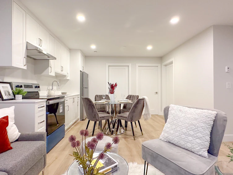 2342 East 40th Avenue, Vancouver, BC, V5R 2V7 - 31