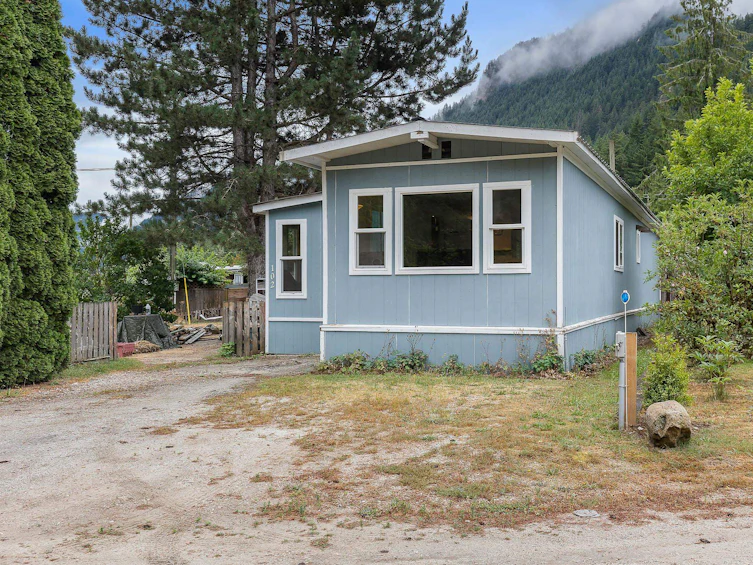 102-26055 Trans Canada Highway, Chilliwack, BC, V0X 1L3 - 4