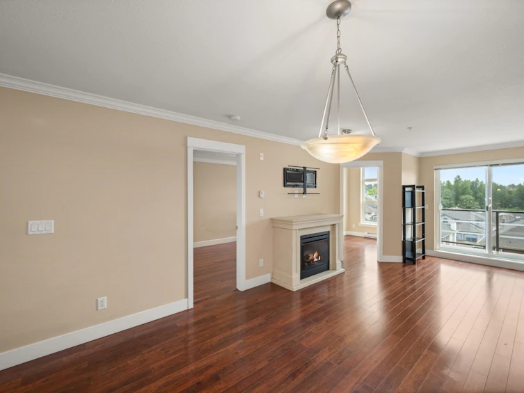 418-30525 Cardinal Avenue, Abbotsford, BC, V2T 0A8 - 3