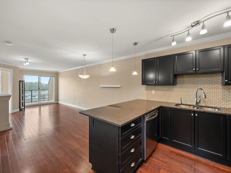 418-30525 Cardinal Avenue, Abbotsford, BC, V2T 0A8 - 8