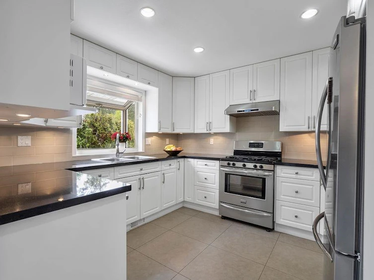 1370 14th Street, West Vancouver, BC, V7T 2S2 - 9