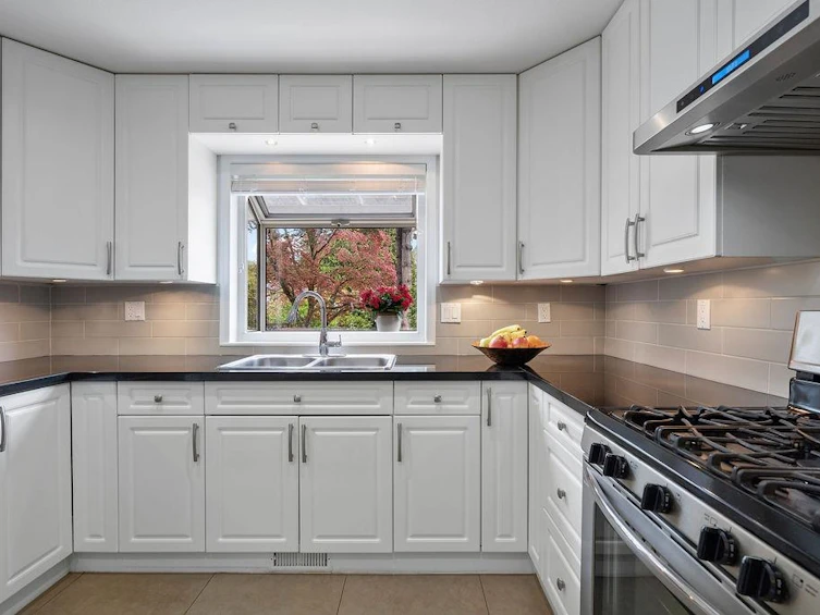 1370 14th Street, West Vancouver, BC, V7T 2S2 - 10