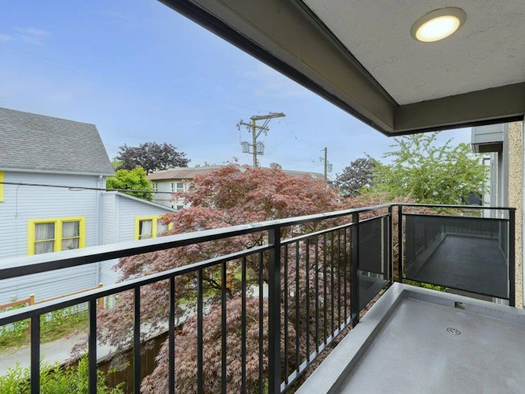 307-1484 Charles Street, Vancouver, BC, V5L 2S8 - 13