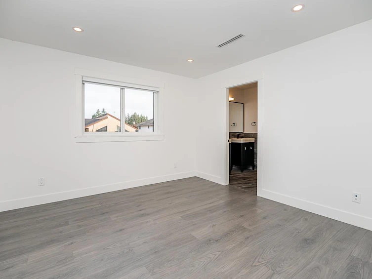 5225 Woodsworth Street, Burnaby, BC, V5G 1S5 - 24