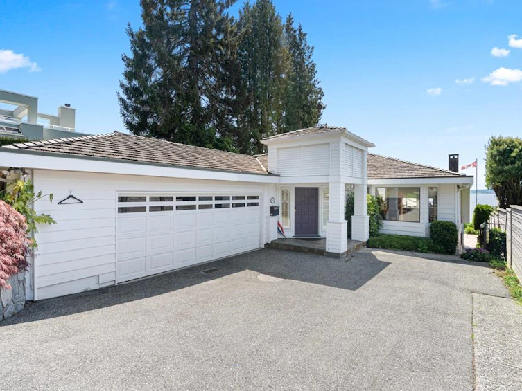 2810 Bellevue Avenue, West Vancouver, BC, V7V 1E8 - 2