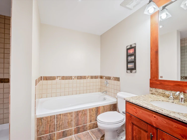 618-2202 Gondola Way, Whistler, BC, V8E 0M7 - 19