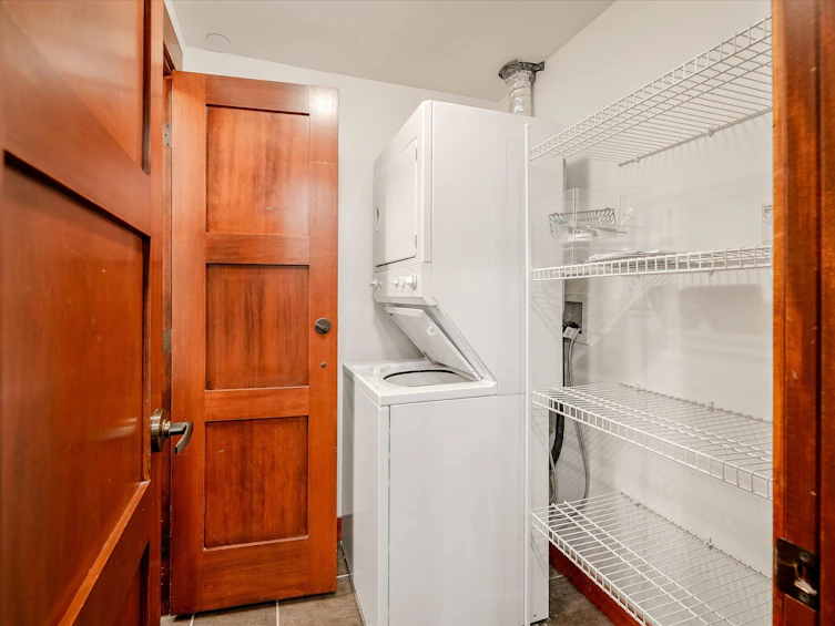 618-2202 Gondola Way, Whistler, BC, V8E 0M7 - 21