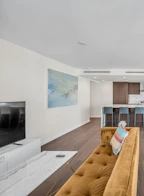 1402 1335 Howe Street