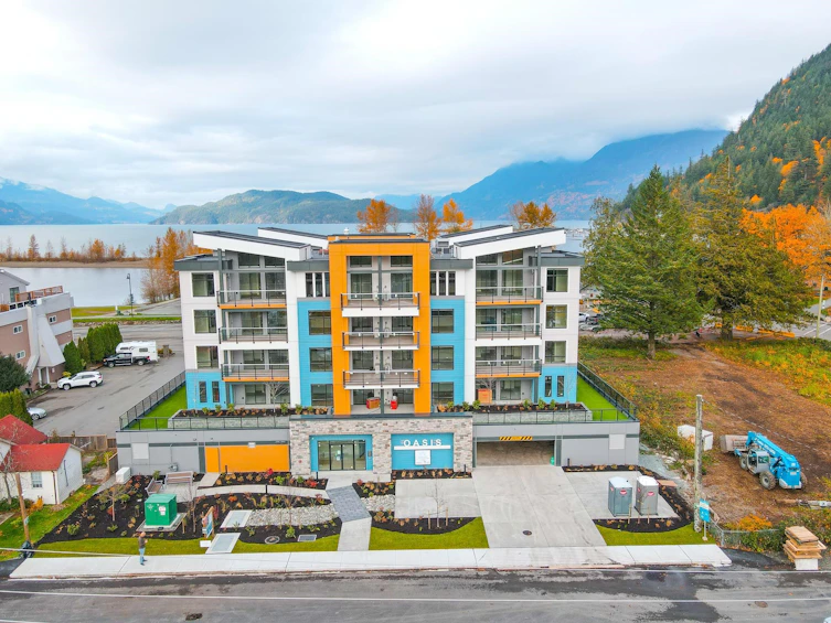 405-470 Esplanade Avenue, Harrison Hot Springs, BC, V0M 1K0 - 2
