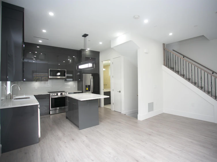 #1-3351 Austrey Avenue, Vancouver, BC, V5R 4V8 - 6