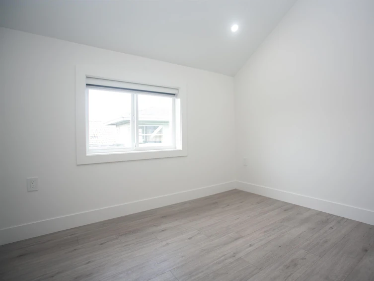 #1-3351 Austrey Avenue, Vancouver, BC, V5R 4V8 - 8