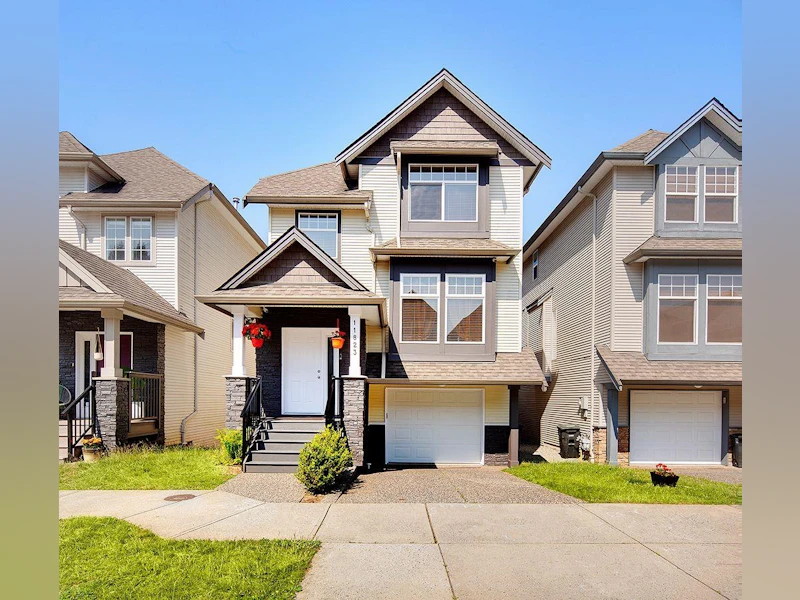 11823 191a Street, Pitt Meadows BC V3Y 0A4