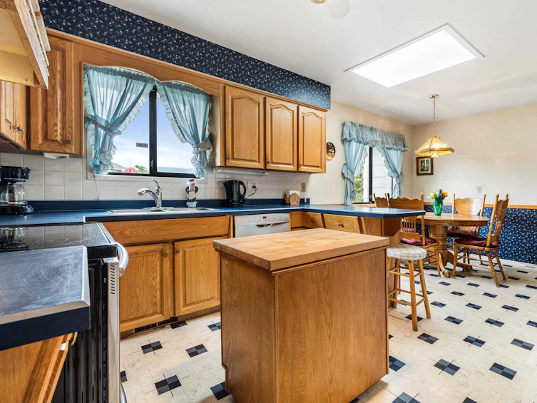 6820 Casabello Drive, Chilliwack, BC, V2R 2R3 - 10