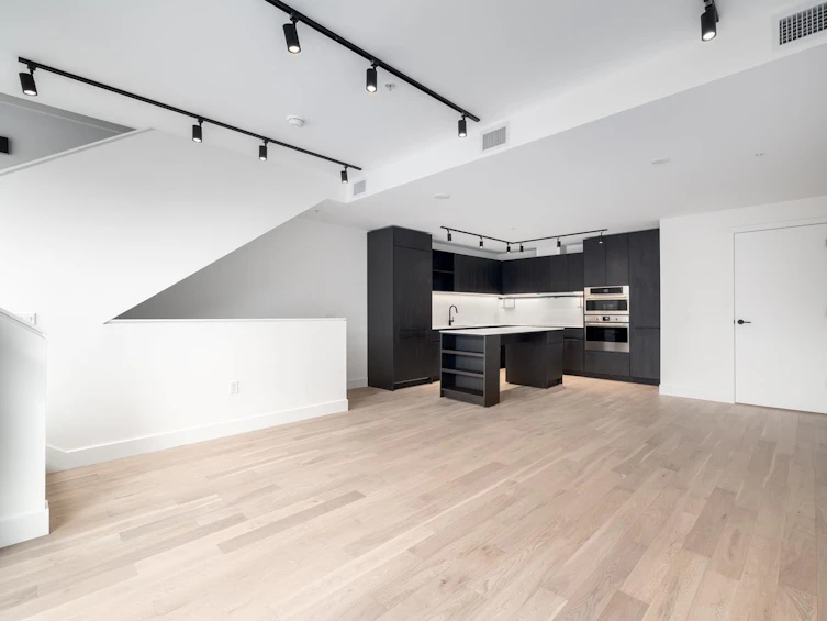 3986 Dumfries Street, Vancouver, BC, V5N 0J1 - 7