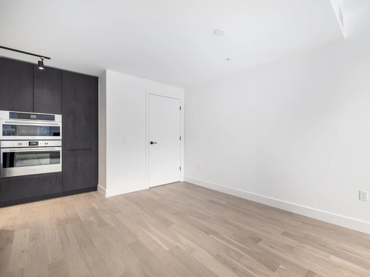 3986 Dumfries Street, Vancouver, BC, V5N 0J1 - 11