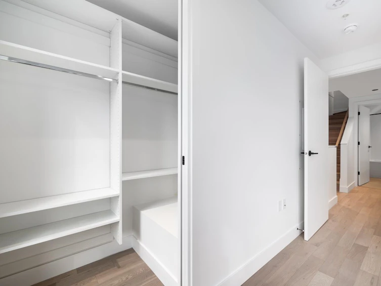 3986 Dumfries Street, Vancouver, BC, V5N 0J1 - 24