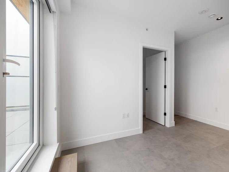3986 Dumfries Street, Vancouver, BC, V5N 0J1 - 30
