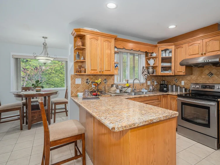 3446 Sidegrove Court, Abbotsford, BC, V2T 6S9 - 8
