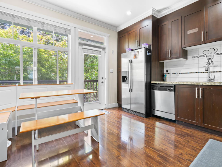 27-12036 66, Surrey, BC, V3W 3M2 - 12