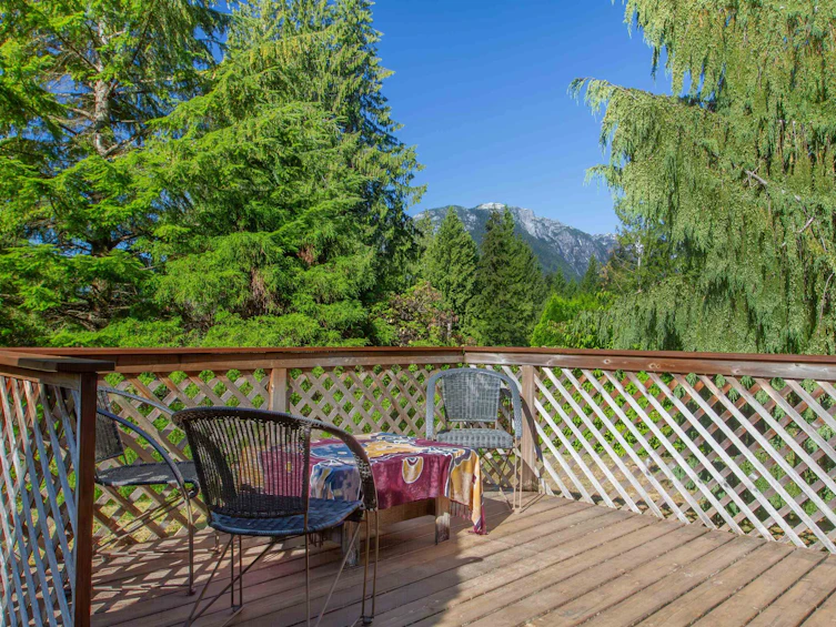 2541 Lomond Way, Squamish, BC, V8E 0J6 - 2