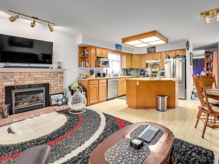 1074 164 Street, Surrey, BC, V4A 4Y7 - 12