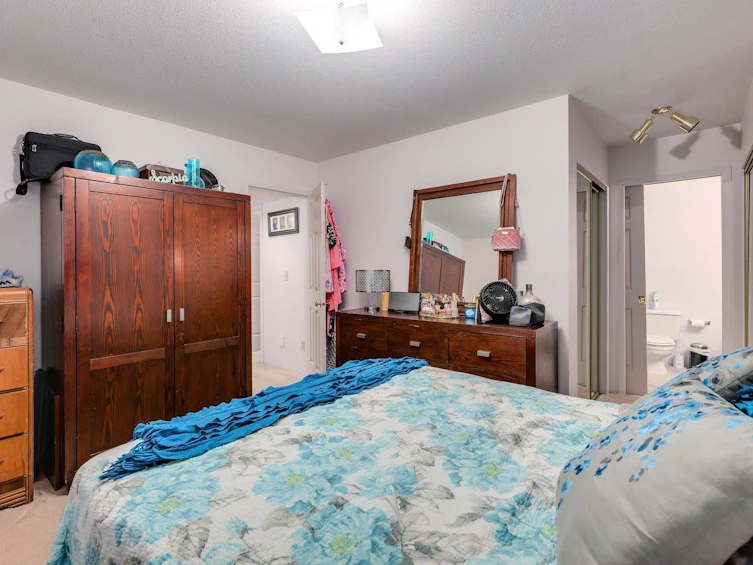 1074 164 Street, Surrey, BC, V4A 4Y7 - 16