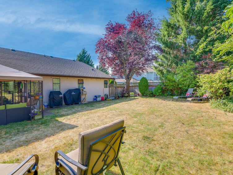 1074 164 Street, Surrey, BC, V4A 4Y7 - 24