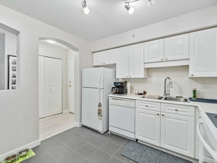 115-20976 56 Avenue, Langley, BC, V3A 7Z2 - 20