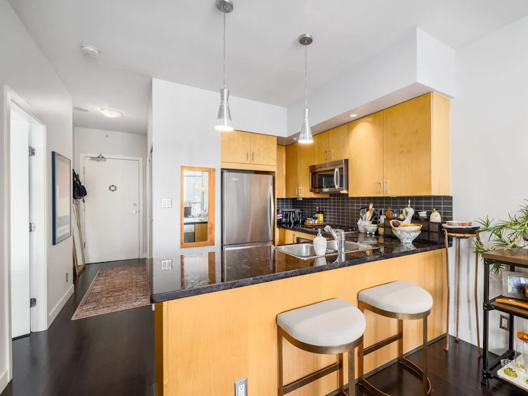 1406-1050 Smithe Street, Vancouver, BC, V6E 4T4 - 3