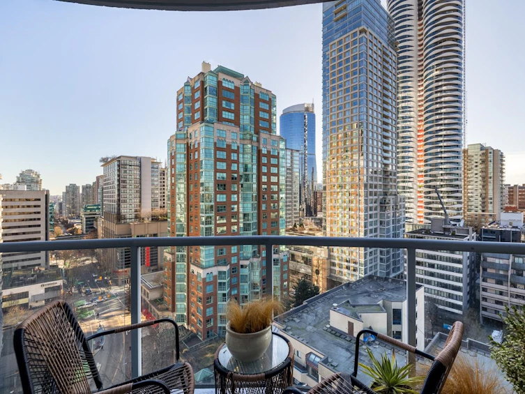 1406-1050 Smithe Street, Vancouver, BC, V6E 4T4 - 10