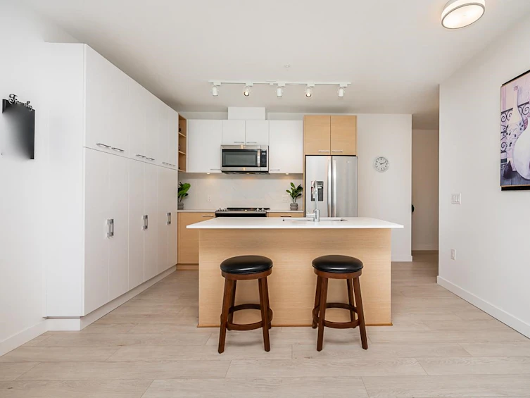 513-13963 105, Surrey, BC, V3T 0M9 - 9