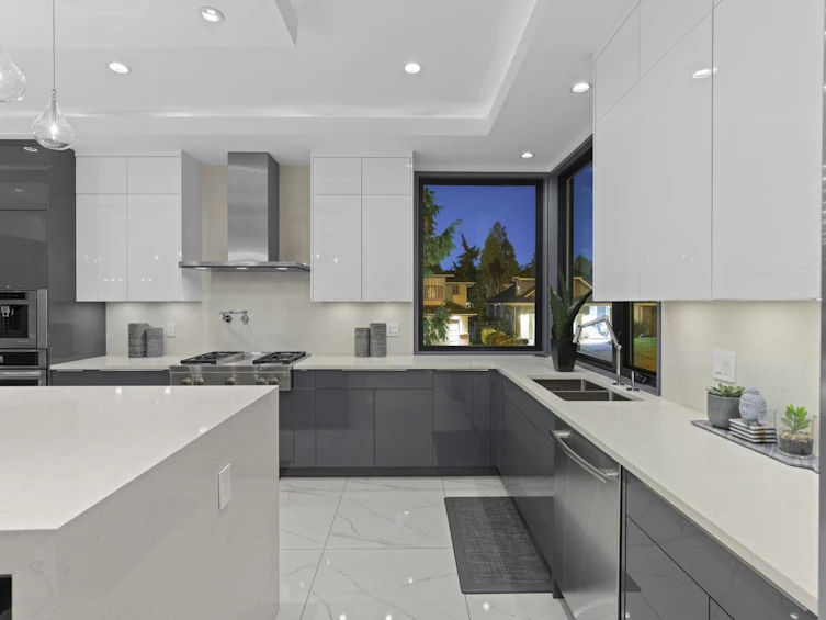 1794 Ocean Park Road, Surrey, BC, V4A 3L9 - 14