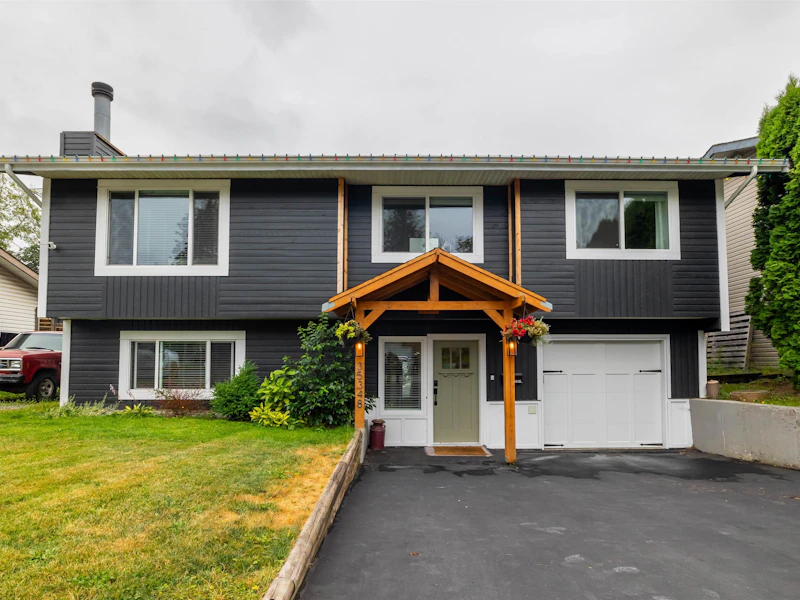 35348 Wells Gray Avenue, Abbotsford BC V2S 5W9