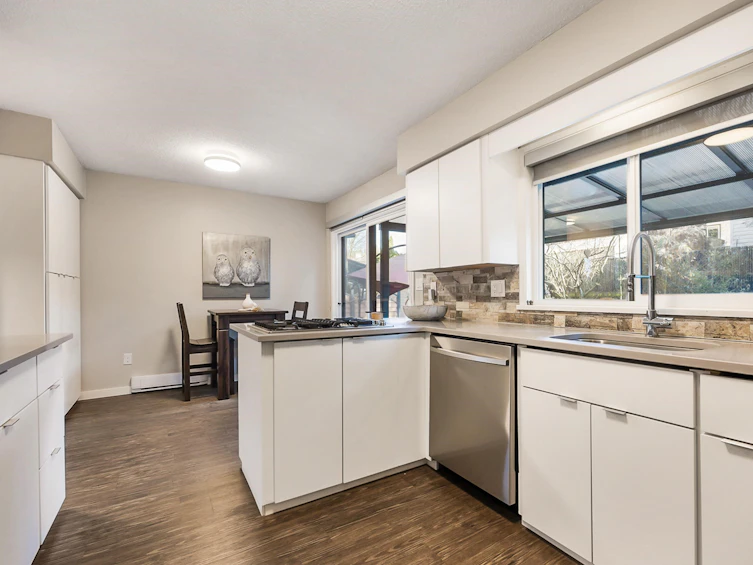 2490 Hyatt Place, Abbotsford, BC, V2S 5C7 - 14