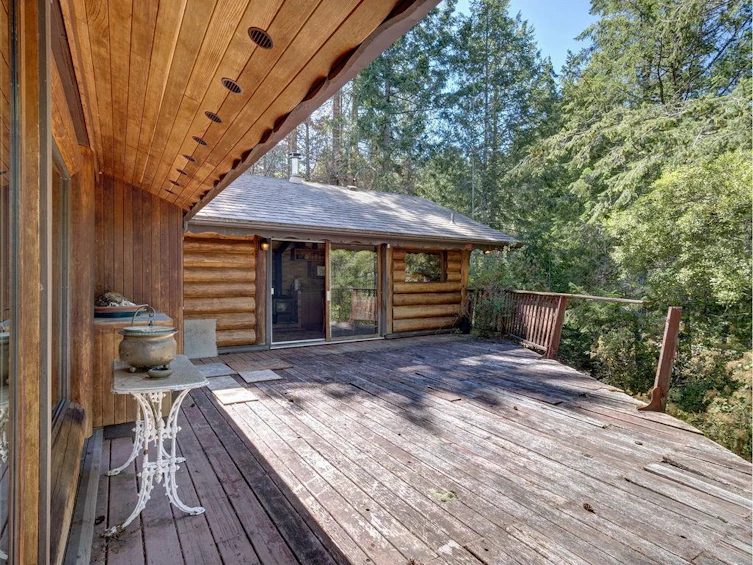 9862 Wescan Road, Halfmoon Bay, BC, V7Z 1G2 - 32