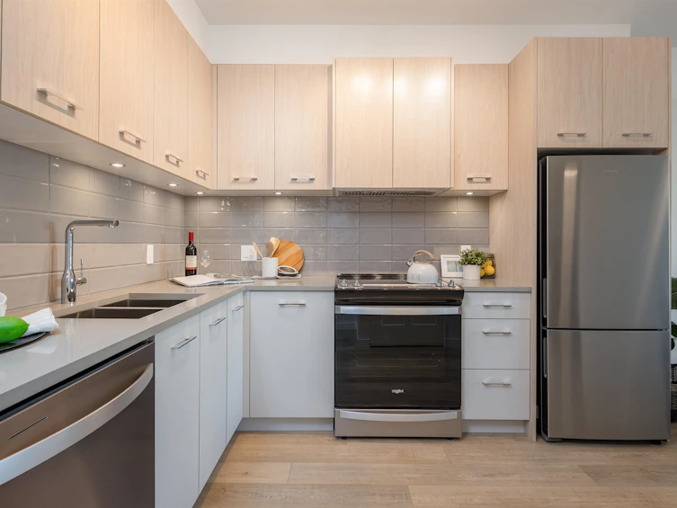 206-4933 Clarendon Street, Vancouver, BC, V5R 3J3 - 4