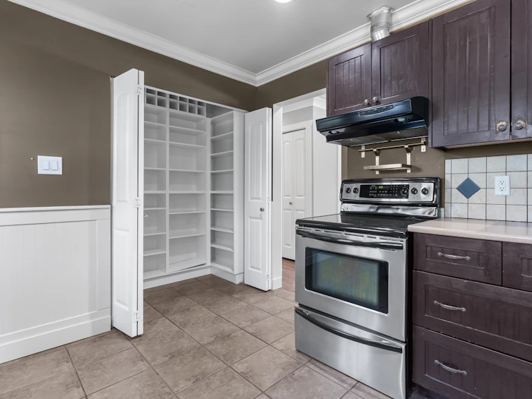 34507 Laburnum Avenue, Abbotsford, BC, V2S 4V3 - 8