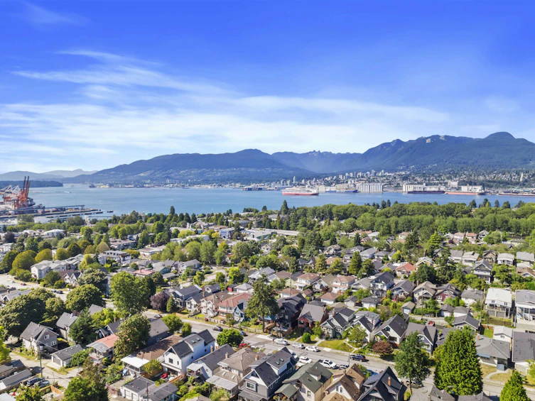 1-2553 Triumph Street, Vancouver, BC, V5K 1S7 - 5
