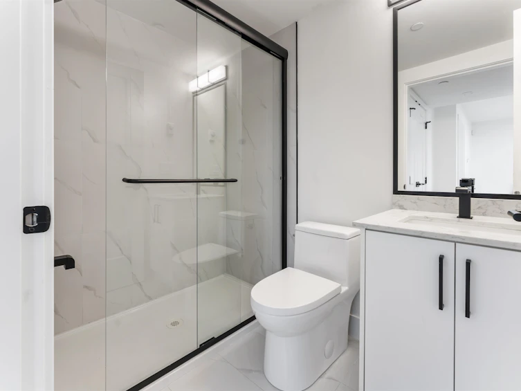 1-2553 Triumph Street, Vancouver, BC, V5K 1S7 - 30