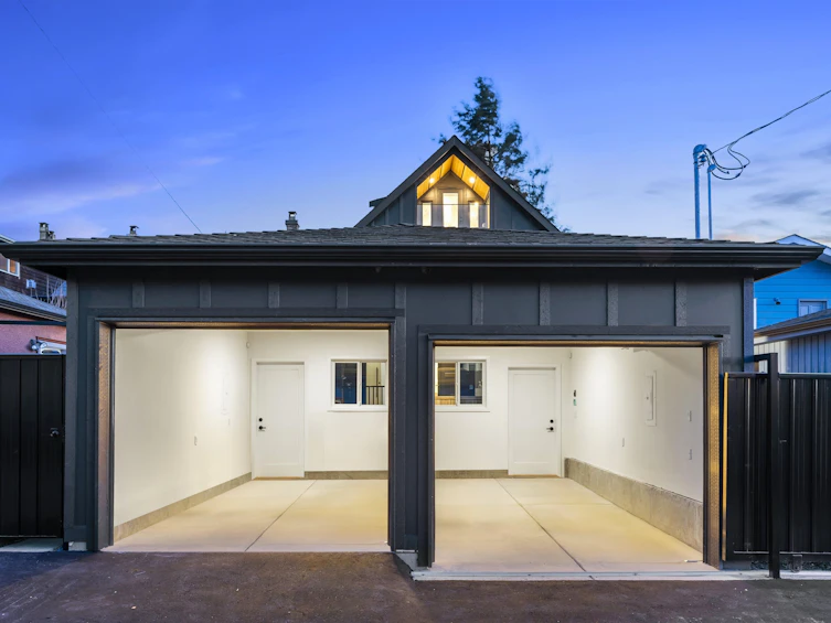1-2553 Triumph Street, Vancouver, BC, V5K 1S7 - 32