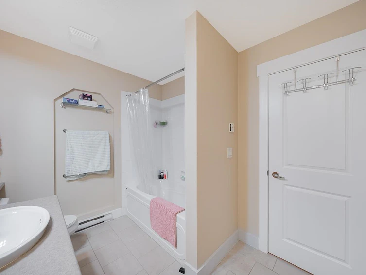 203-6328 Larkin Drive, Vancouver, BC, V6T 2K2 - 14