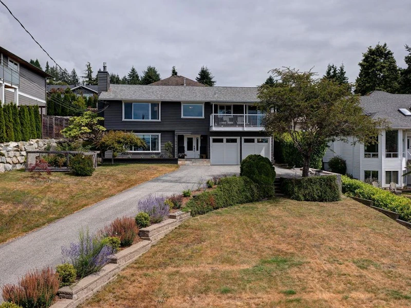 1554 Grandview Road, Gibsons BC