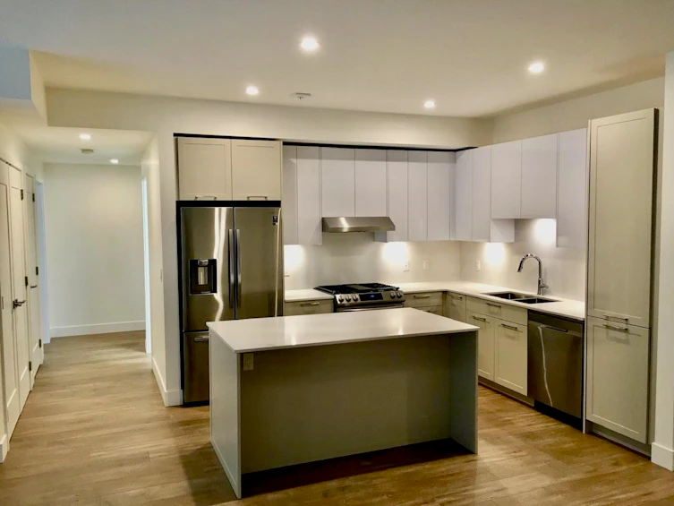 102-710 School Road, Gibsons, BC, V0N 1V9 - 8