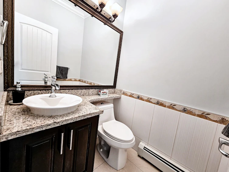 16785 58b Avenue, Surrey, BC, V3S 2K3 - 12